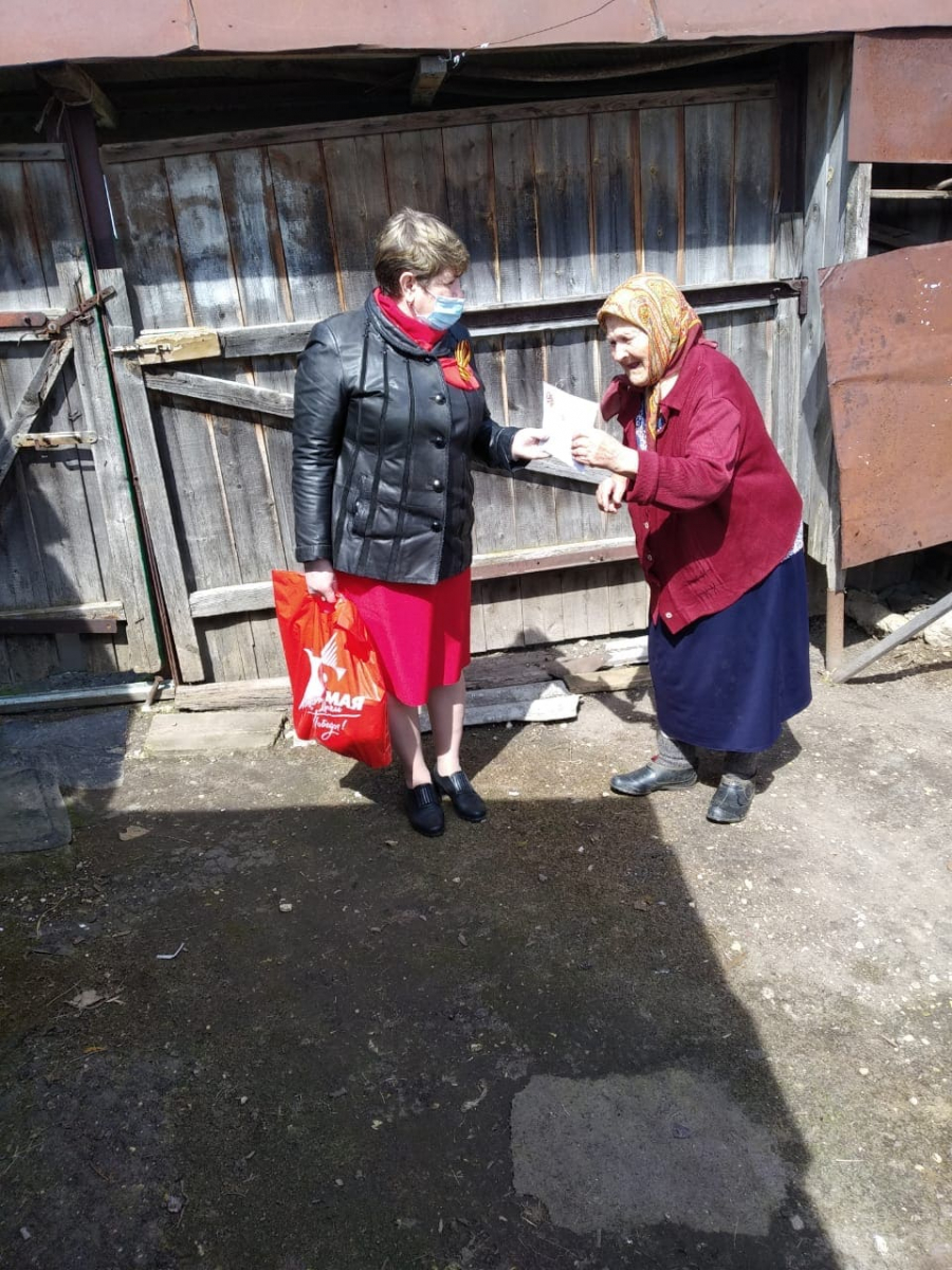 Поздравление с Днем Победы участников ВОВ, вдов и тружеников тыла |  13.05.2021 | Ельники - БезФормата